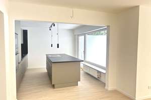 Komplett NEU RENOVIERTE 4,5-Zi-Whg. mit NEUER EINBAUKÜCHE,  Wintergarten Terrasse – Die vollständige Adresse der Immobilie erhältst du vom Anbieter., 70569 Kaltental, Stuttgart – Vorschaubild 5