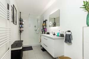 Kapitalanlage mit Qualität – Modernisierte Dachgeschosswohnung mit Kamin und West-Dachterrasse – Die vollständige Adresse der Immobilie erhältst du vom Anbieter., 22175 Bramfeld, Hamburg – Vorschaubild 3