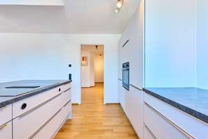 Stilvoll & Ruhig: Maisonettewohnung mit Terrasse in begehrter Lage – Die vollständige Adresse der Immobilie erhältst du vom Anbieter., 81829 Trudering-Riem (Ortsteil), München – Vorschaubild 8