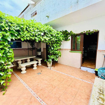 PRECIOSO CHALET ADOSADO EN BENALMÁDENA