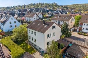 ++Reserviert++ Flexibler Familientraum: Freistehendes Haus mit tollem Garten – Die vollständige Adresse der Immobilie erhältst du vom Anbieter., 73630 Remshalden – Vorschaubild 2