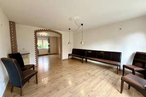 Reihenmittelhaus mit Garage – Die vollständige Adresse der Immobilie erhältst du vom Anbieter., 78056 Schwenningen, Villingen-Schwenningen – Vorschaubild 3