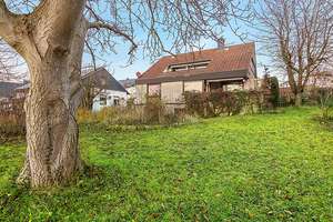 Viel Raum. Viel Ruhe. Viel Ausblick. Großes Zweifamilienhaus in Nieder-Eickum – Die vollständige Adresse der Immobilie erhältst du vom Anbieter., 32051 Herford – Vorschaubild 4