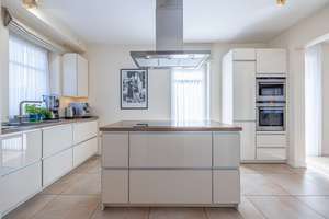 Ein Zuhause mit Anspruch - Designvilla und A+ Effizienz vereint – Die vollständige Adresse der Immobilie erhältst du vom Anbieter., 22145 Rahlstedt, Hamburg – Vorschaubild 6