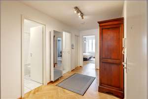 Möbliert: Stilvoll eingerichtete Wohnung im Herzen Münchens – Die vollständige Adresse der Immobilie erhältst du vom Anbieter., 80797 Josephsplatz, München – Vorschaubild 13