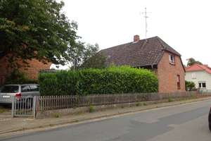 Massives Einfamilienhaus in zentraler Lage – Die vollständige Adresse der Immobilie erhältst du vom Anbieter., 29303 Bergen – Vorschaubild 5