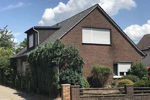 Wohnhaus mit Einliegerwohnung in guter Lage! – Die vollständige Adresse der Immobilie erhältst du vom Anbieter., 32423 Meißen, Minden – Vorschaubild 1