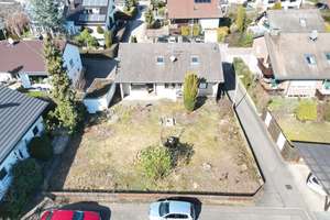 Neubau oder Kernsanierung? Freistehendes 5 1/2-Zimmer-Einfamilienhaus auf riesigem Eckgrundstück – Falkentorstr. 39, 71157 Hildrizhausen – Vorschaubild 4