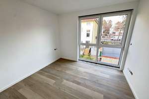 Moderne Doppelhaushälfte in Rangsdorf – viel Platz, Garten & Penthouse-Flair – Die vollständige Adresse der Immobilie erhältst du vom Anbieter., 15834 Rangsdorf – Vorschaubild 5