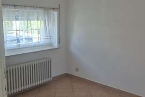 VON PRIVAT: Bungalow mit 3 SZ und Wintergarten in Ffm.-Hausen kurzfristig zu vermieten!! – 60488 Hausen, Frankfurt am Main – Vorschaubild 13