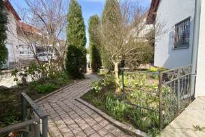5-Zimmer Doppelhaushälfte mit Carport in Hildrizhausen – Die vollständige Adresse der Immobilie erhältst du vom Anbieter., 71157 Hildrizhausen – Vorschaubild 28