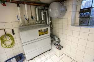 ZENTRAL IN BOTTROP: Solides Wohn- & Geschäftshaus mit exklusivem Wohnen und langfristiger Miete. – Die vollständige Adresse der Immobilie erhältst du vom Anbieter., 46236 Batenbrock, Bottrop – Vorschaubild 15