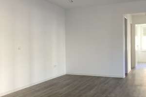 Schöne Wohnung sucht Mieter: weitläufige 5-Zimmer-Wohnung – Maria-Grollmuß-Str. 12, 4157 Gohlis-Nord, Leipzig – Vorschaubild 13