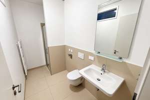 OSTEND stylish! Next to ECB and river Main, 2016 2-room apt. w. TERRACE, Ft. KITCHEN, PARQUET – 60314 Ostend, Frankfurt am Main – Vorschaubild 8