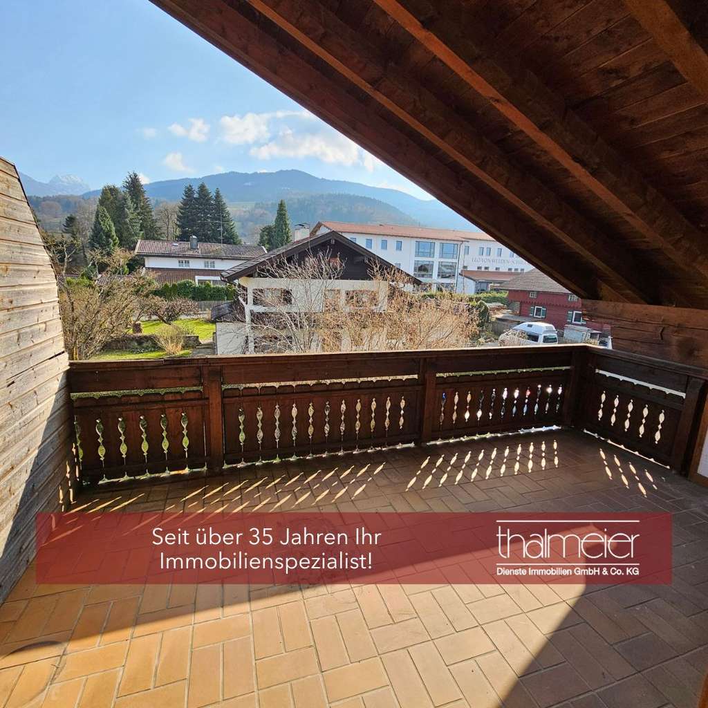 Immobilie in Bad Feilnbach - Mit Blick auf den Wendelstein!
Freie 2-Zi.-ETW mit TG-Stellplatz im Ortskern von Bad Feilnbach! - Bild 0