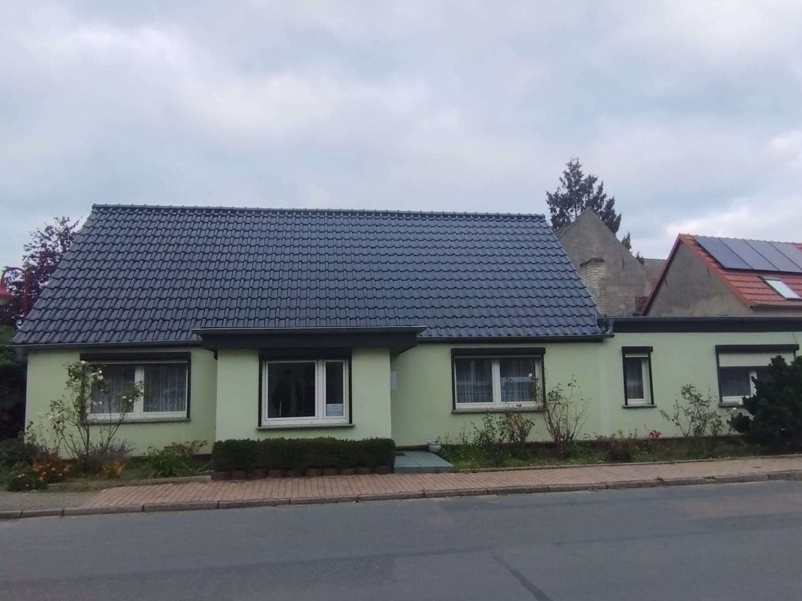 Einfamilienhaus mit Dreiseitenhof-Charakter, Scheune und Garten in Reetz, Potsdam Mittelmark Kreis – Bild 3