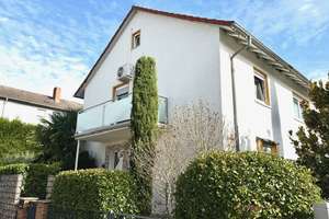 Tolles gepflegtes Stadthaus mit schönem Garten und Pool in guter Lage! – Die vollständige Adresse der Immobilie erhältst du vom Anbieter., 68623 Lampertheim – Vorschaubild 8