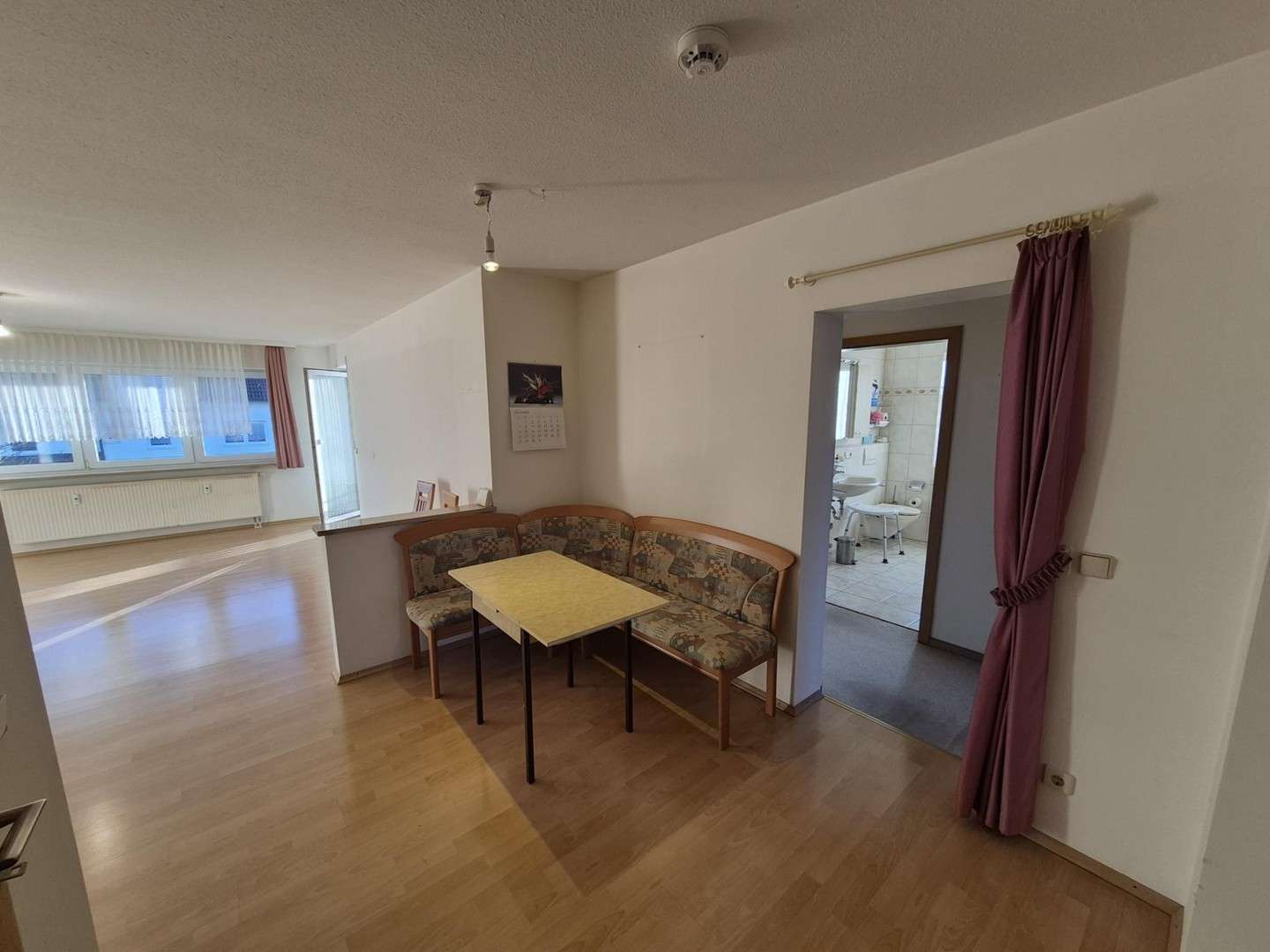 Immobilie in Hildburghausen - Ruhige 3-Raumwohnung in HBN Waldstadt mit großem Balkon und Traumblick - provisionsfrei - Bild 12