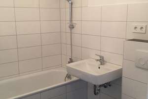 Geräumige 3-Zimmer-Wohnung mit Balkon – Württemberger Allee 22, 33689 Sennestadt, Bielefeld – Vorschaubild 2