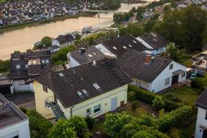 Familienhaus mit flexiblen Wohneinheiten und Weitblicklage! – Die vollständige Adresse der Immobilie erhältst du vom Anbieter., 56179 Vallendar – Vorschaubild 1