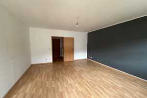 Wir sanieren für Sie eine 3-Raumwohnung - zentrumsnah und mit Balkon ! – Barbarossastraße 8, 9112 Chemnitz – Vorschaubild 3