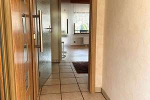 Großzügig geschnittenes Zweifamilienhaus in ruhiger Lage – Die vollständige Adresse der Immobilie erhältst du vom Anbieter., 69118 Ziegelhausen, Heidelberg – Vorschaubild 2