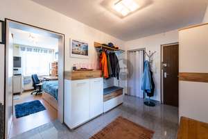 Property thumbnail 6