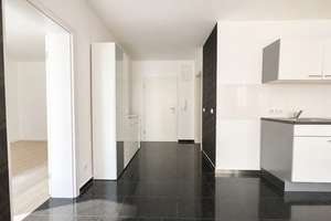 Helle 3 - Zimmer-Wohnung in City nähe – Die vollständige Adresse der Immobilie erhältst du vom Anbieter., 28203 Ostertor, Bremen – Vorschaubild 2