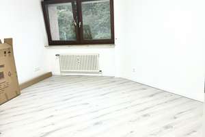 Stilvolle 3-Zimmer-Wohnung mit Panoramablick und EBK in Stuttgart – Lüglensheidestraße Xx, 70378 Neugereut, Stuttgart – Vorschaubild 14