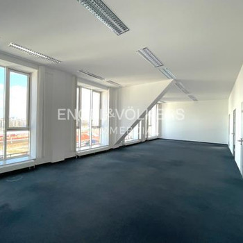 Plug & Play: Büro im EG