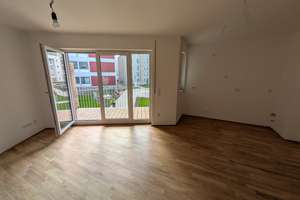 Erstbezug, moderne 2- Zimmerwohnung mit Balkon und EBK 1. OG