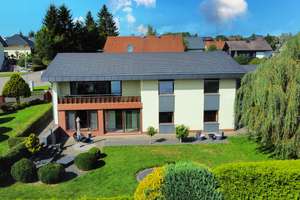 Elegantes Zweifamilienhaus mit einem einzigartigen Gartengrundstück und Baufenster in Berau – Die vollständige Adresse der Immobilie erhältst du vom Anbieter., 79777 Ühlingen-Birkendorf – Vorschaubild 5