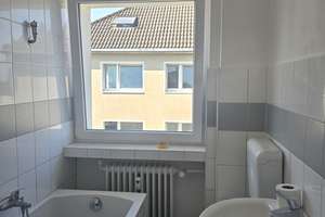 **Geräumige und bezugsfertige 3-Raum in Rüttenscheid** Balkon + Aufzug – Rüttenscheider Str. 169, 45131 Rüttenscheid, Essen – Vorschaubild 13