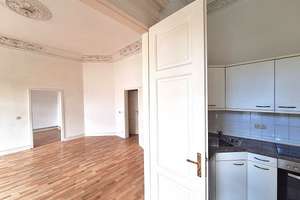 Eindrucksvolles Wohn- & Geschäftshaus mit 7 WE (6 frei verfügbar) und 1 GE in bester Altstadtlage! – Die vollständige Adresse der Immobilie erhältst du vom Anbieter., 23552 Innenstadt, Lübeck – Vorschaubild 6