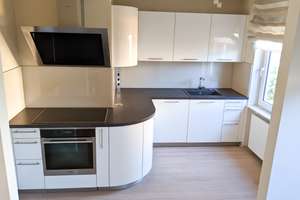 Hochwertig modernisierte Doppelhaushälfte in ruhiger Lage  von Wiesbaden-Nordenstadt – Die vollständige Adresse der Immobilie erhältst du vom Anbieter., 65205 Nordenstadt, Wiesbaden – Vorschaubild 4