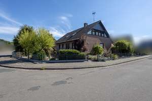 Verden - Borstel! Großzügiges Einfamilienhaus mit Gartenfreude und sonniger Terrasse! – Die vollständige Adresse der Immobilie erhältst du vom Anbieter., 27283 Verden (Aller) – Vorschaubild 2