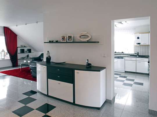 Hochwertige 117m² Wohnung mit Garten, Spitzboden und Keller - Bild 6