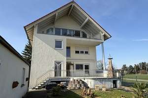 Repräsentatives 2-Familienhaus in toller Ortsrandlage mit Keller, Garage und schönem Garten – Die vollständige Adresse der Immobilie erhältst du vom Anbieter., 76706 Dettenheim – Vorschaubild 3