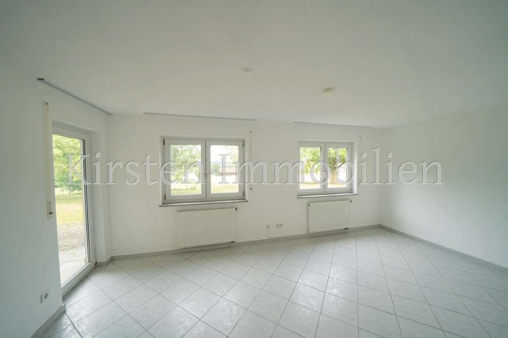 Immobilie in Rosenfeld - Top Lage! Modernes Generationenhaus mit 3 sep. Wohnungen Bj 1993, Doppelgarage! - Bild 15