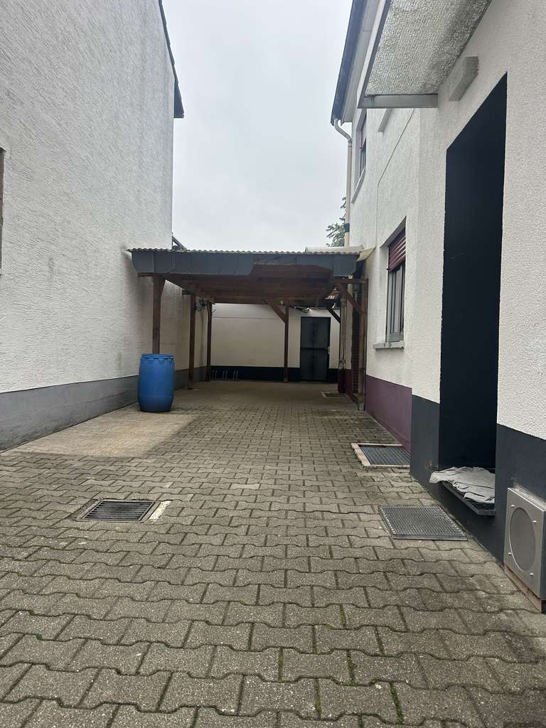 Immobilie in Hockenheim - 2 Häuser auf einem Grundstück - Bild 2