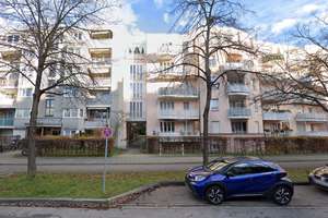 3-Zimmer-Dachgeschosswohnung mit großzügiger Dachterrasse in München-Perlach