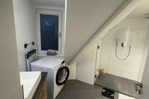Moderne, vollständig renovierte 2-Zimmer-DG-Wohnung mit Balkon und Einbauküche in Sülz, Köln – Die vollständige Adresse der Immobilie erhältst du vom Anbieter., 50937 Sülz, Köln – Vorschaubild 5