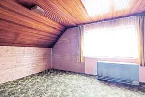 Sanierungsbedürftiges Wohnhaus mit 2 Garagen in Mistelgau / OT! – Bayreuth (Kreis) – Vorschaubild 9