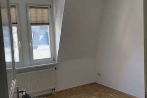 Ansprechende 3-Zimmer-Wohnung mit freier Terrasse und Einbauküche in Erfurt – 99094 Löbervorstadt, Erfurt – Vorschaubild 9