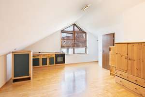 Vielseitiges Einfamilienhaus mit großem Grundstück – Ideal für Familien und Mehrgenerationen – Die vollständige Adresse der Immobilie erhältst du vom Anbieter., 85221 Dachau – Vorschaubild 10