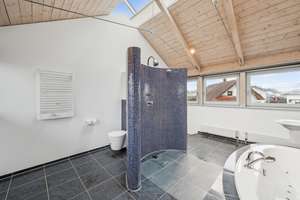 Architektenhaus mit gehobener Ausstattung in Eschbronn – Die vollständige Adresse der Immobilie erhältst du vom Anbieter., 78664 Eschbronn – Vorschaubild 27