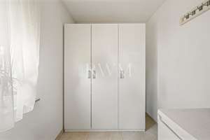 Hochwertig renovierte 5,5-Zimmer-Wohnung mit Balkon in grüner Umgebung (Stuttgart-Zuffenhausen) – 70439 Zuffenhausen-Frauensteg, Stuttgart – Vorschaubild 12