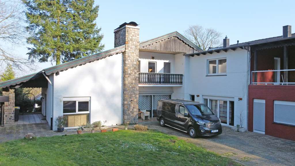 Immobilie in Übach-Palenberg - Großzügiges Einfamilienhaus mit 261 m² Wohnfl., solider Massivbauweise und Sauna in Übach-Palenberg - Bild 4