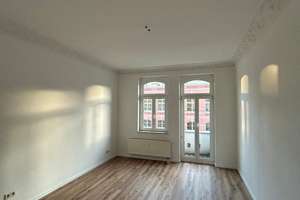 Großzügige und vermietete 2-Zi. mit EBK, 2xBalkon und Laminat in zentraler Lage – Die vollständige Adresse der Immobilie erhältst du vom Anbieter., 9130 Sonnenberg, Chemnitz – Vorschaubild 11