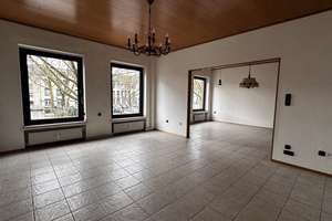Großzügige 2,5-Zimmer Wohnung im 1. OG in zentraler Lage von Oberhausen-Stadtmitte – Düppelstraße 26/28, 46045 Altstadt-Mitte, Oberhausen – Vorschaubild 4